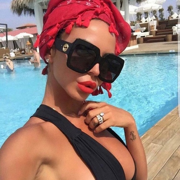 New - Gucci Grey Gradient  Square Ladies Sunglasses GG0102S 001 54 - Picture 3 of 10